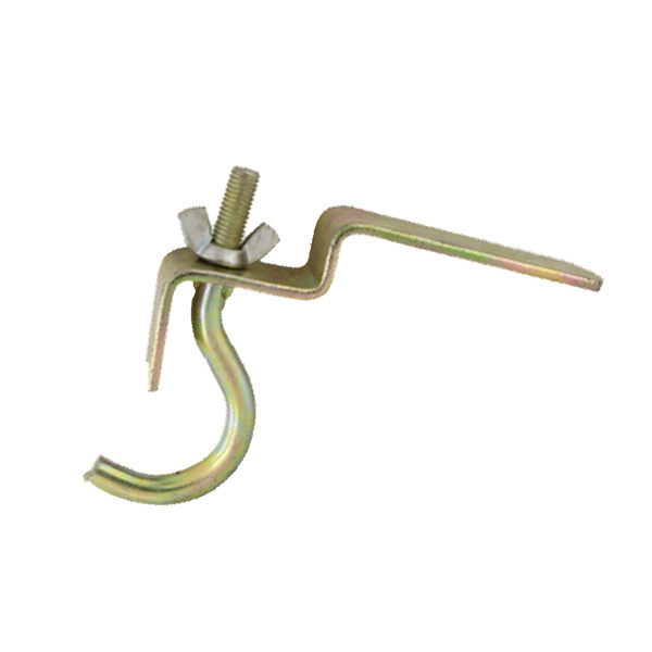 발가락 끝 클립이 길다