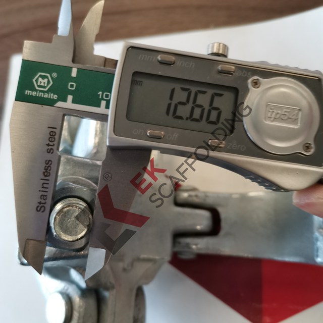 너트 스캐 폴딩 액세서리