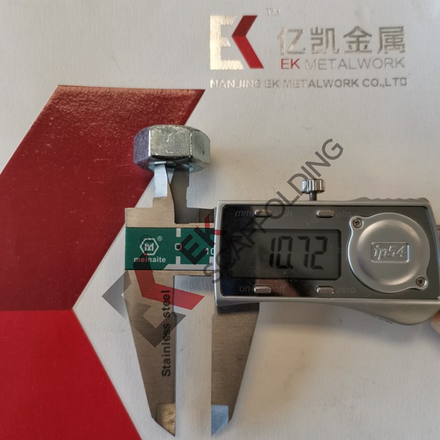 너트 스캐 폴딩 액세서리 