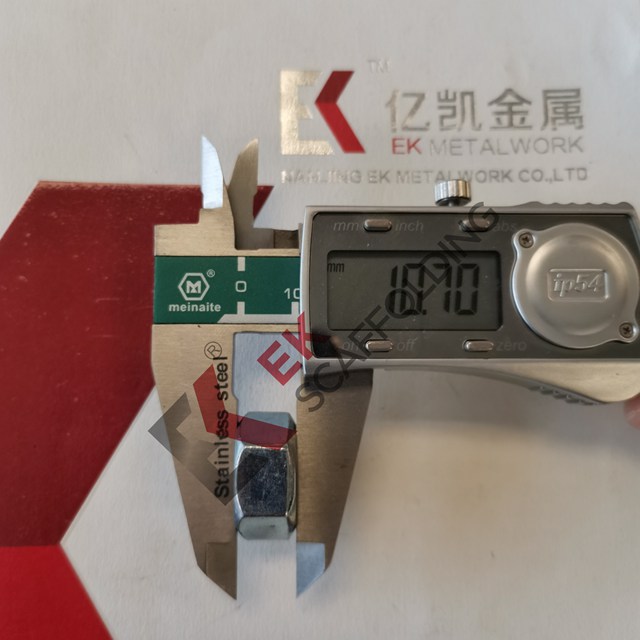 너트 스캐 폴딩 액세서리 