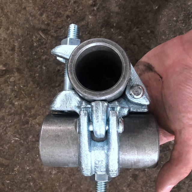 아연 도금 스캐 폴딩 드롭 위조 된 이중 커플러