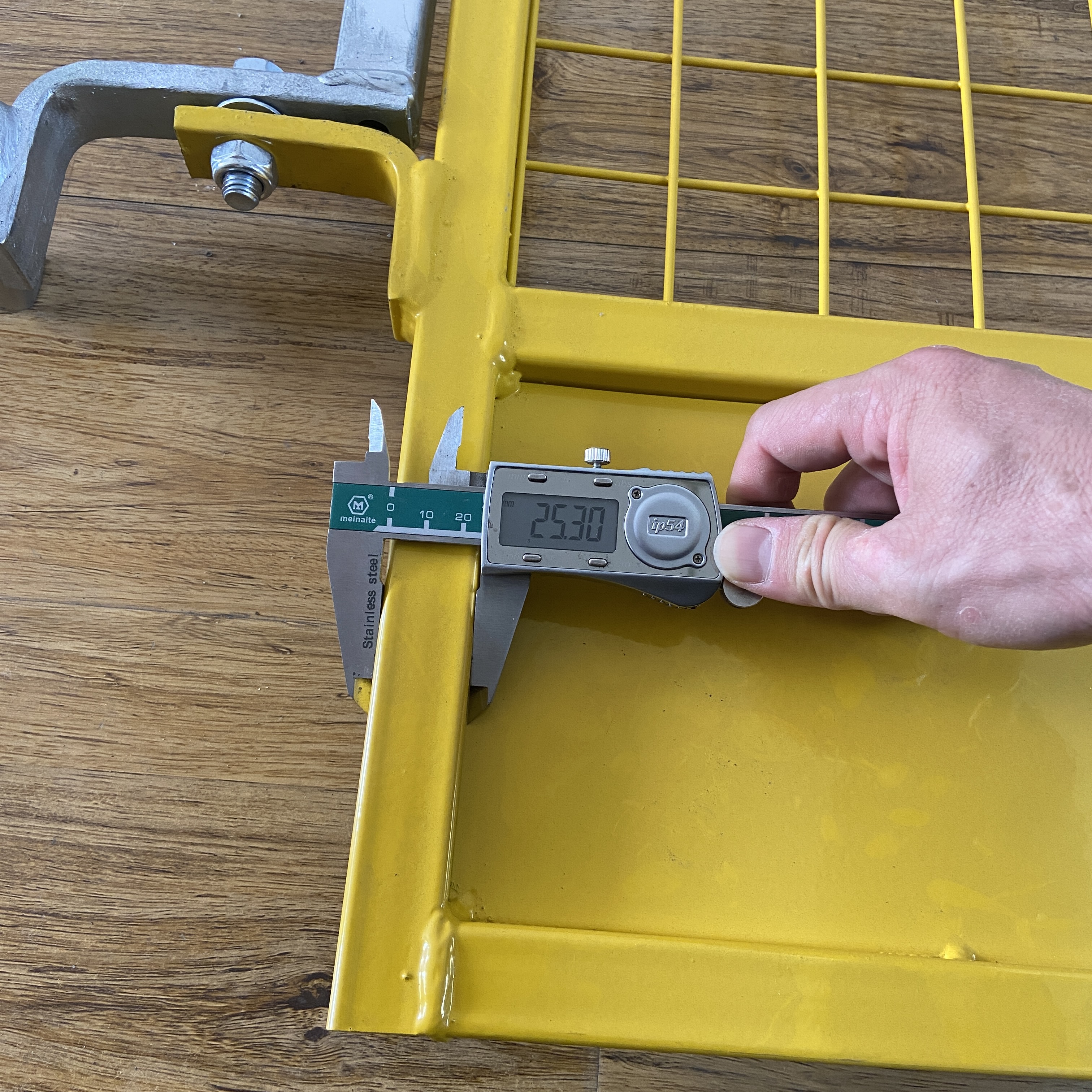 가역 사다리 접근 게이트 테스트