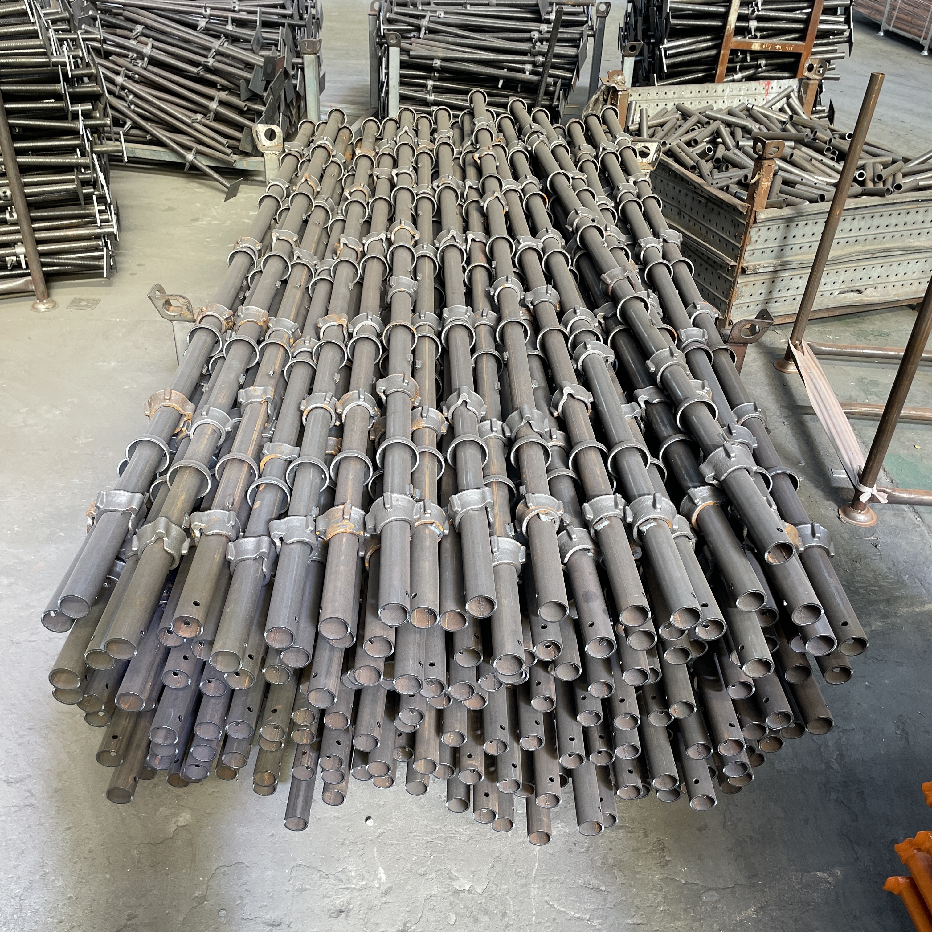 블랙웨어 큐 락 스캐 폴딩