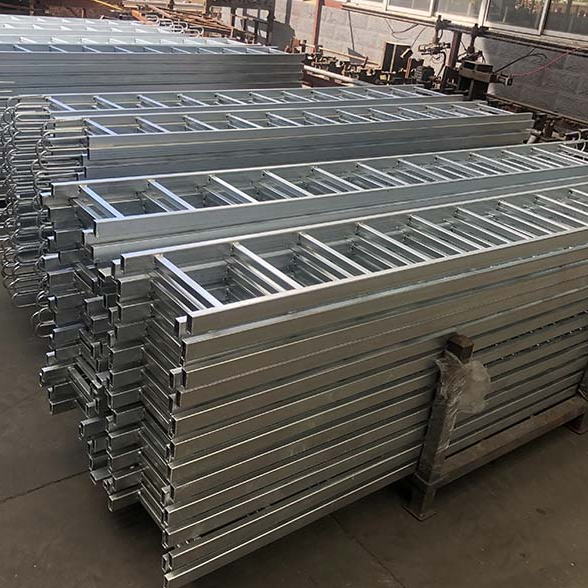 아연 도금 스캐 폴딩 스틸 원숭이 사다리