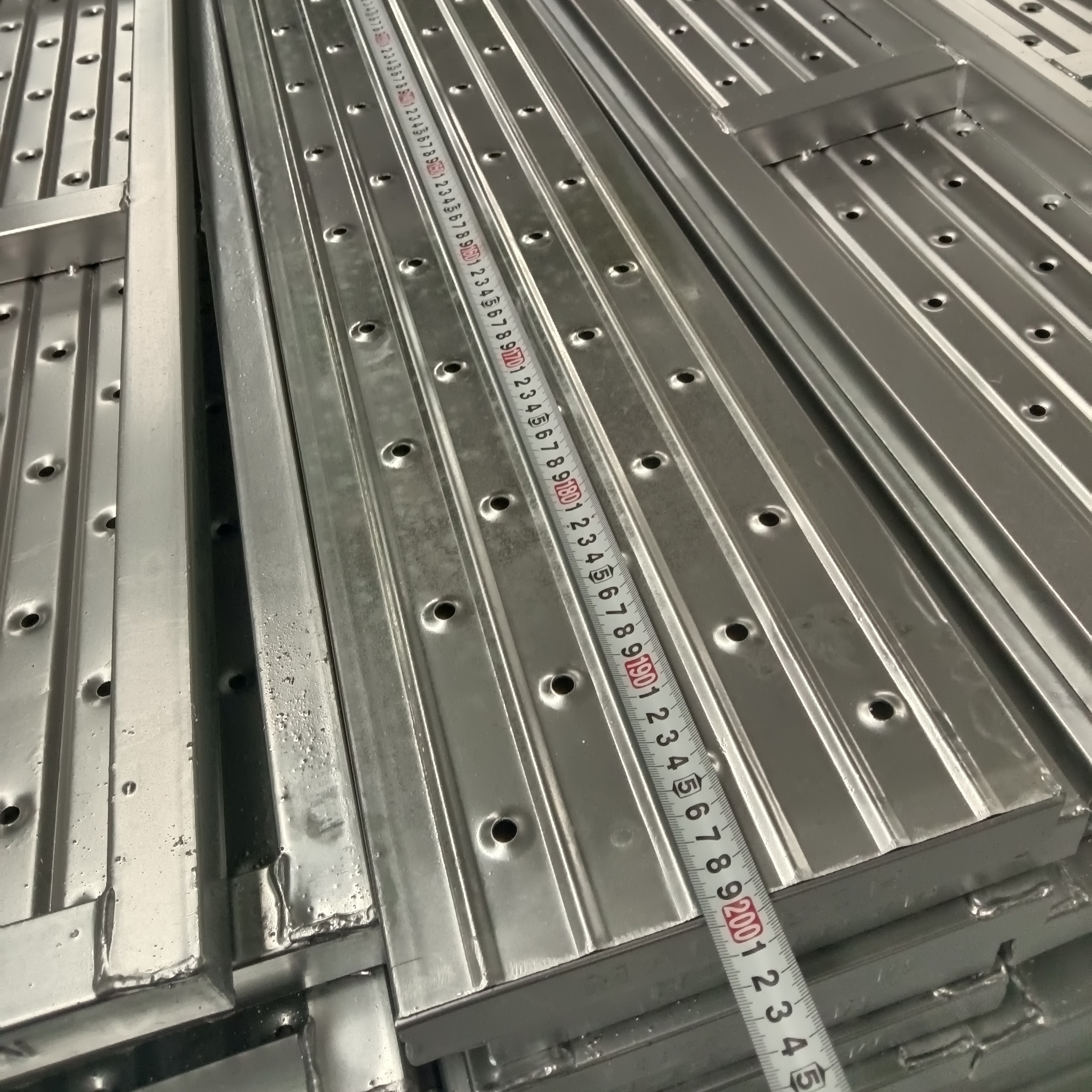 2.0m 닫힌 강철 판자