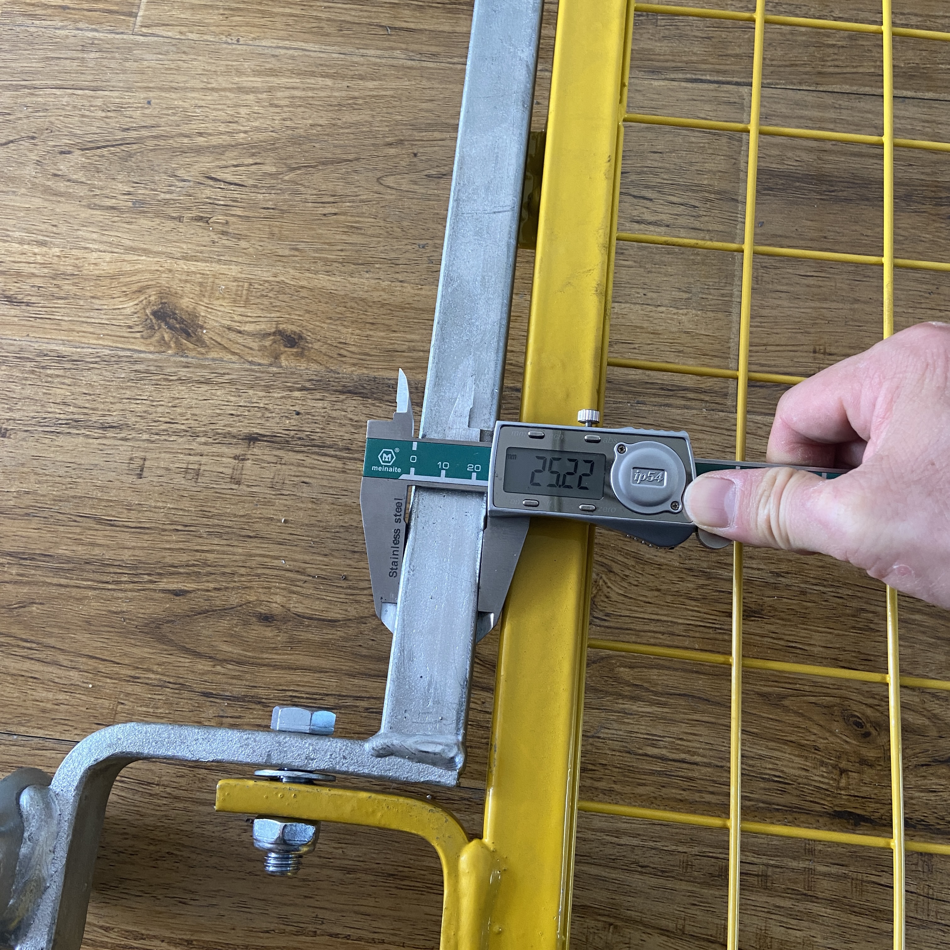 사다리 접근 게이트 테스트 