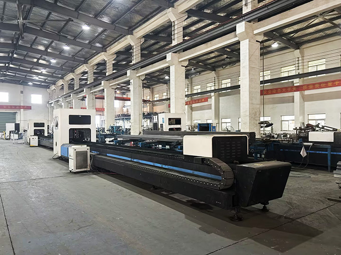 레이저 튜브 절단기