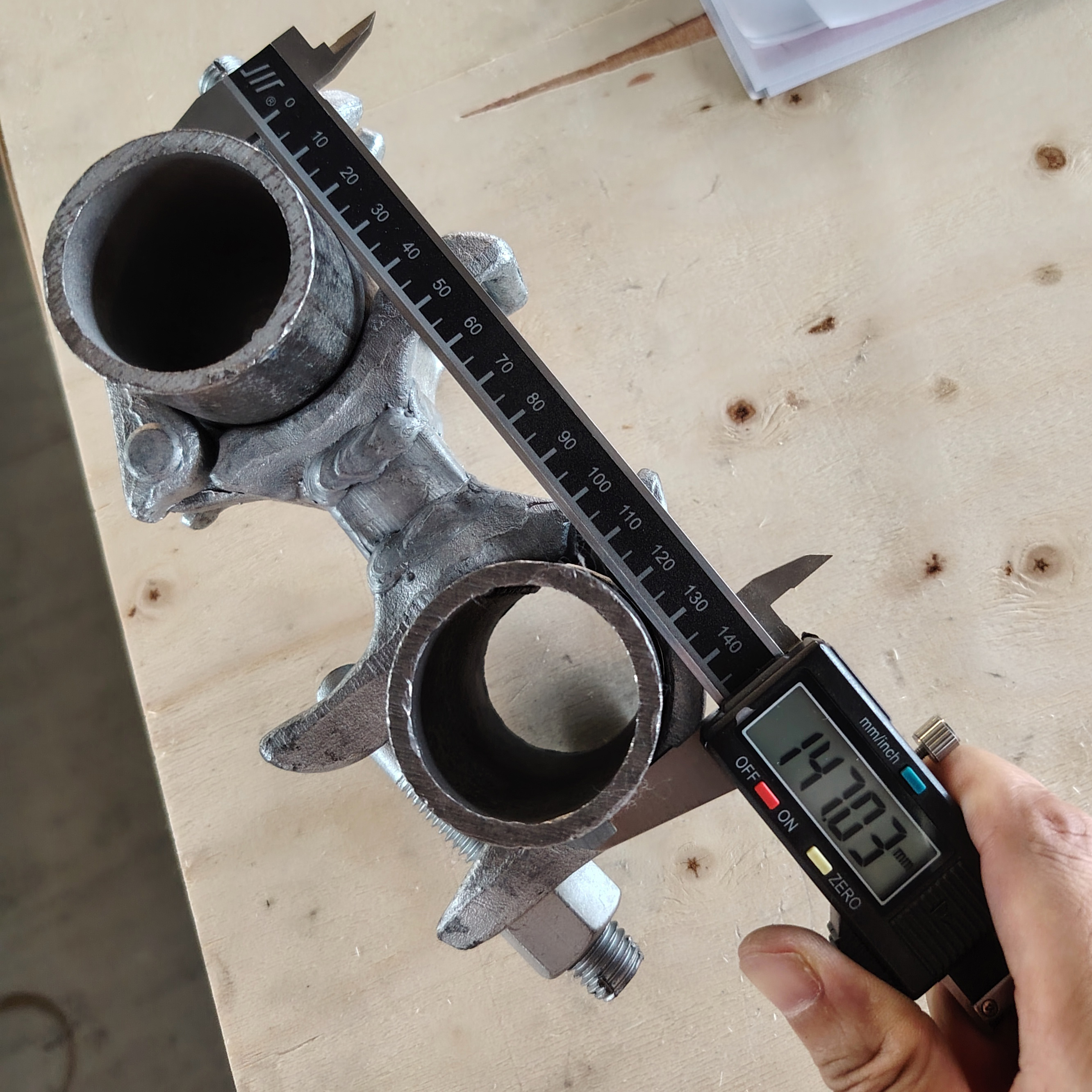 특수형 비계 클램프 거리 커플러 - 98mm 특수형 비계 클램프 거리 커플러 - 98mm 