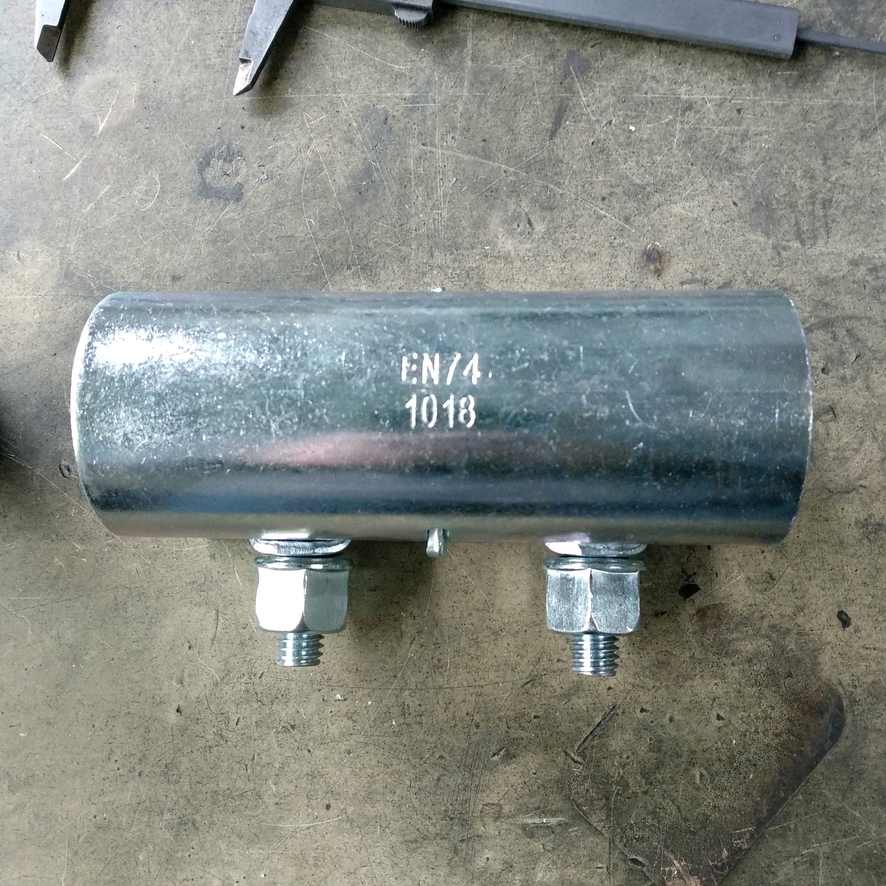 눌린 슬리브 커플러