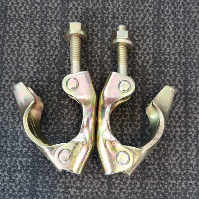 프레스 스캐 폴딩 BS1139 전기 아연 도금화 스위블 커플러