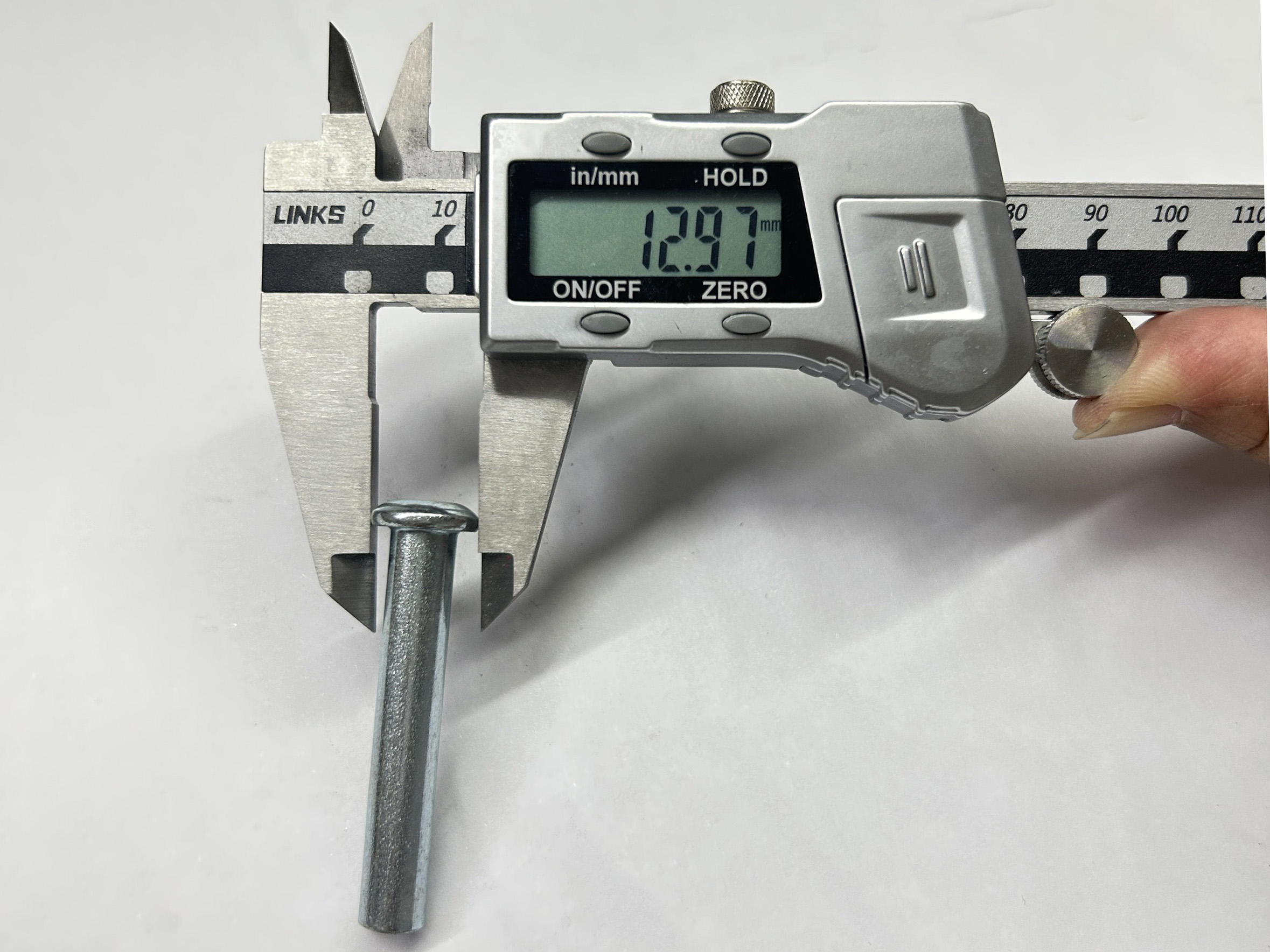 비계 커플러 리벳 크기 