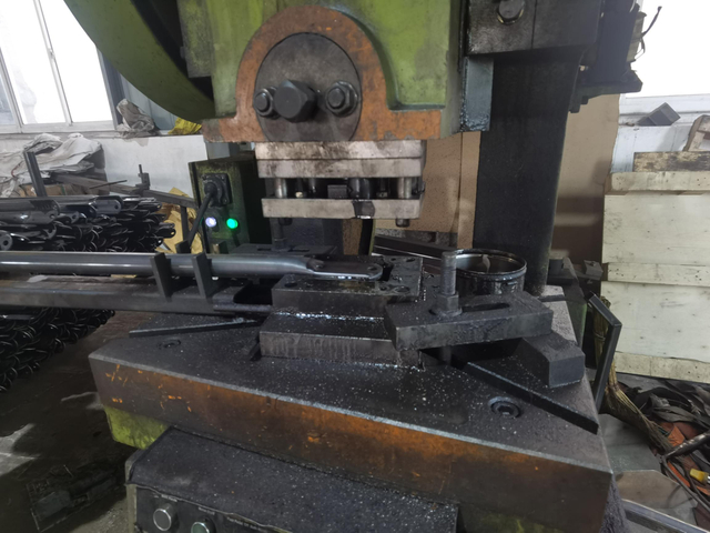 링 록 스캐 폴딩 대각선 버팀대