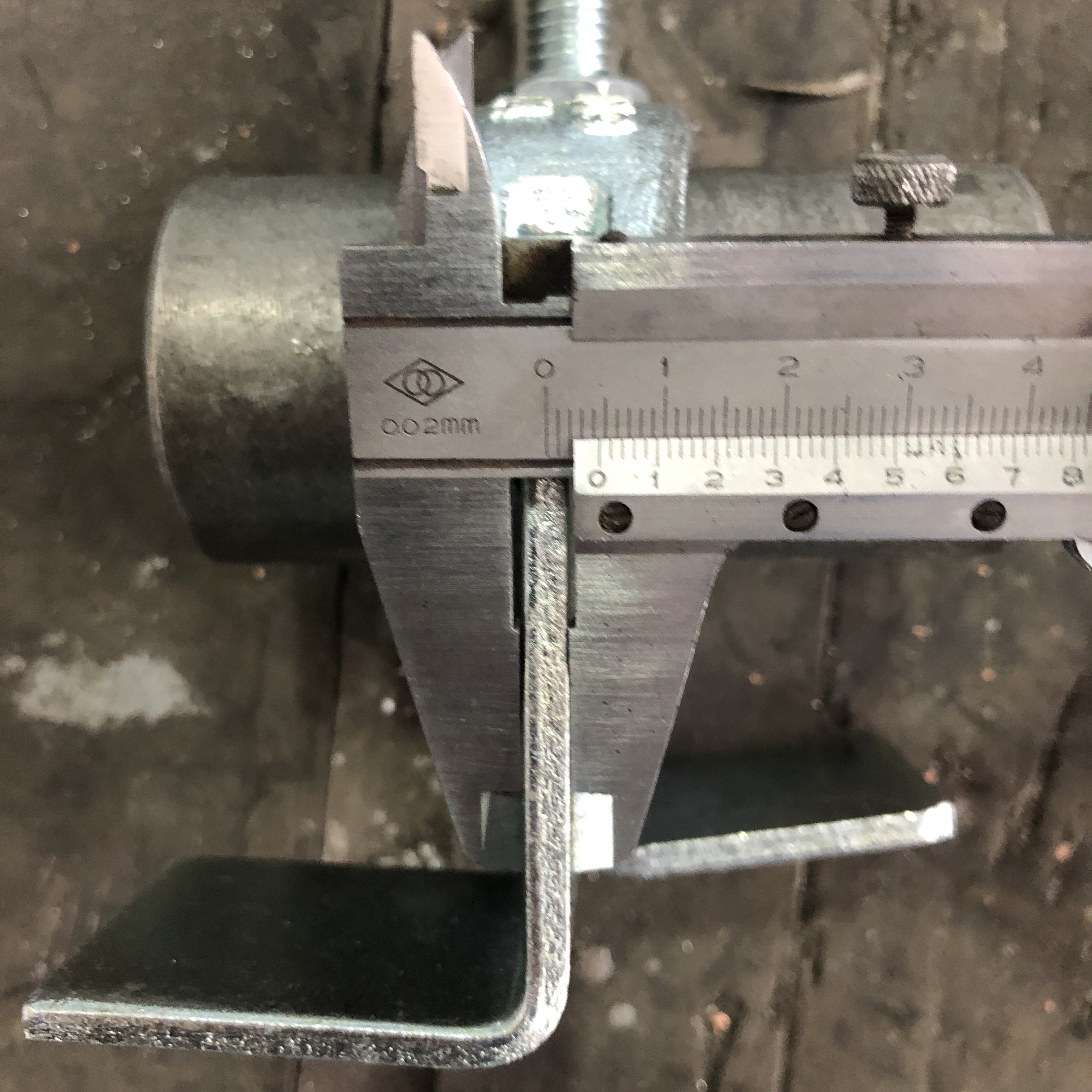 단조 보드 유지 커플러