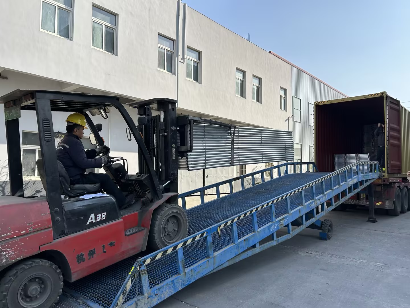 비계 래티스 빔 배송 