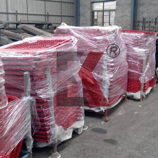 스캐 폴딩 트랩 도어