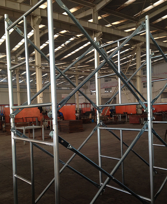 프레임 스캐 폴딩 시스템