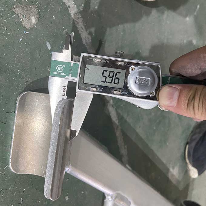 링 롤러스 브로우 업 브로우 업 브랜드. 