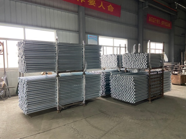 Cuplock 스캐 폴딩