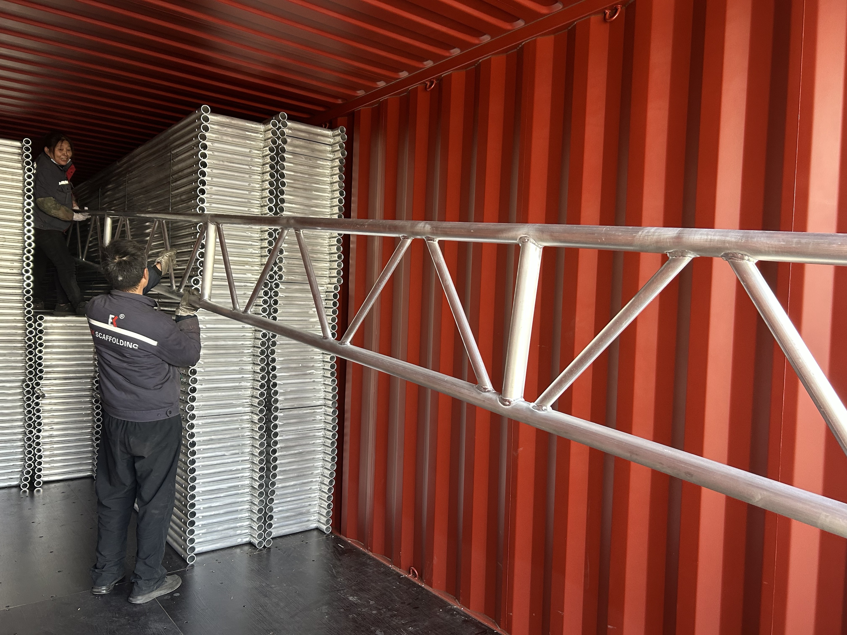 비계 래티스 빔 배송 