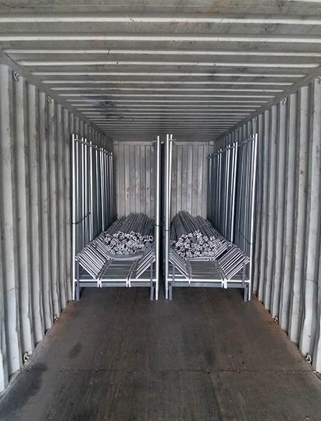 펀치 홀 스캐 폴딩 크로스 브레이스