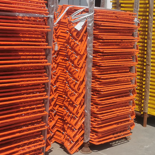 스캐 폴딩 트랩 도어