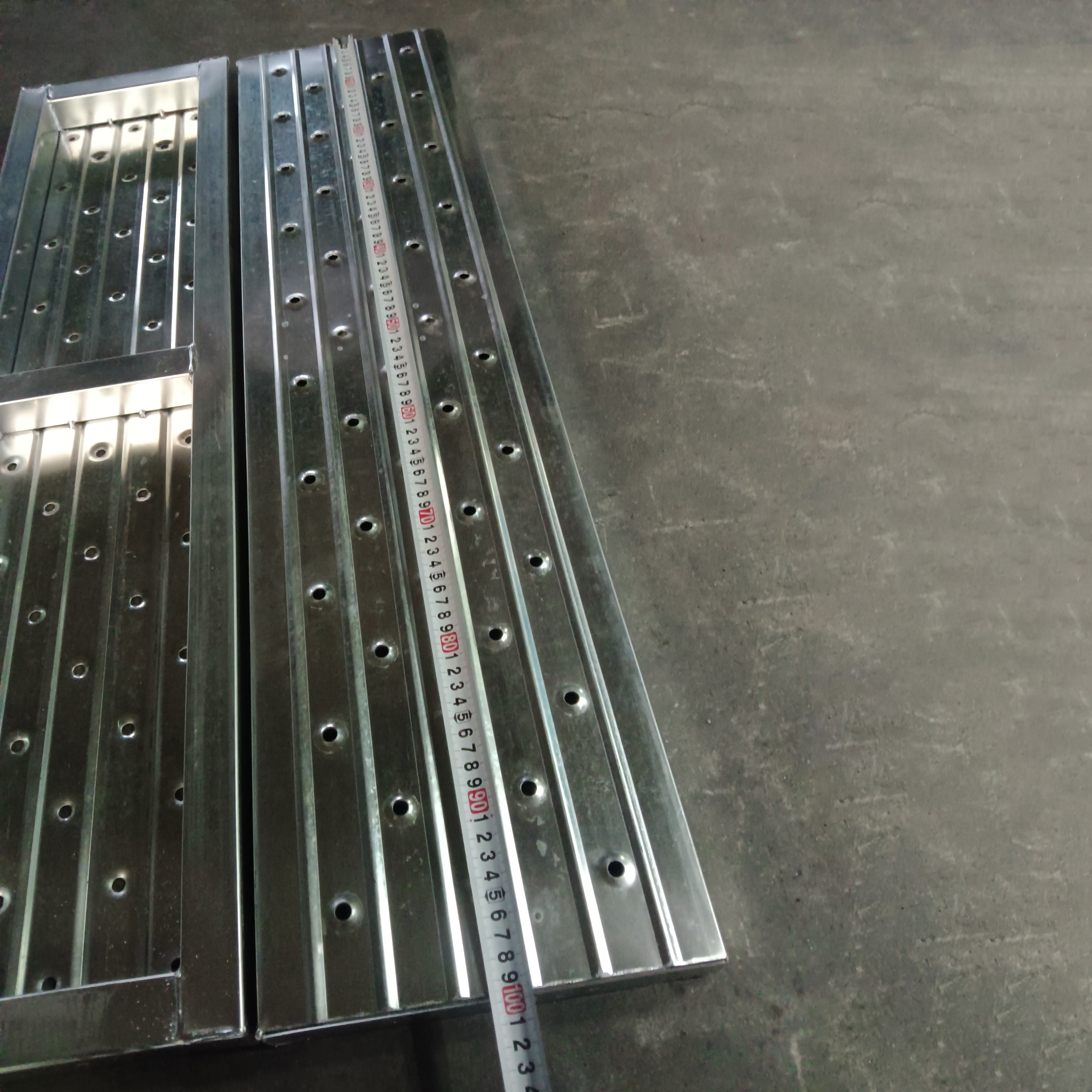 1.0m 닫힌 강철 판자