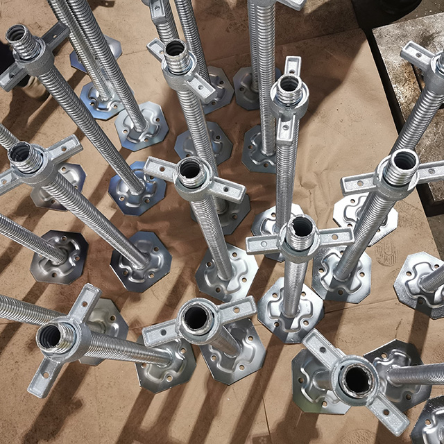 3.5m 4.0m 아연 도금 또는 페인트 스캐 폴딩 조절 가능한 강철 망원경 소품 공급