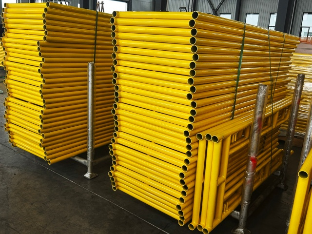 프레임을 걷습니다