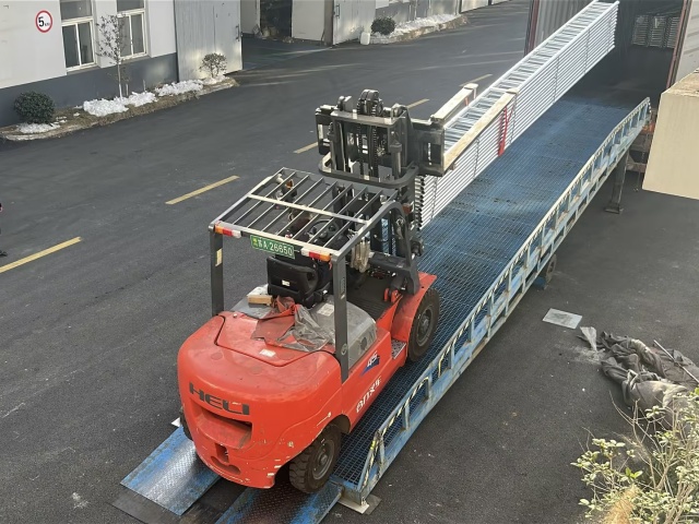 강철 사다리 빔 