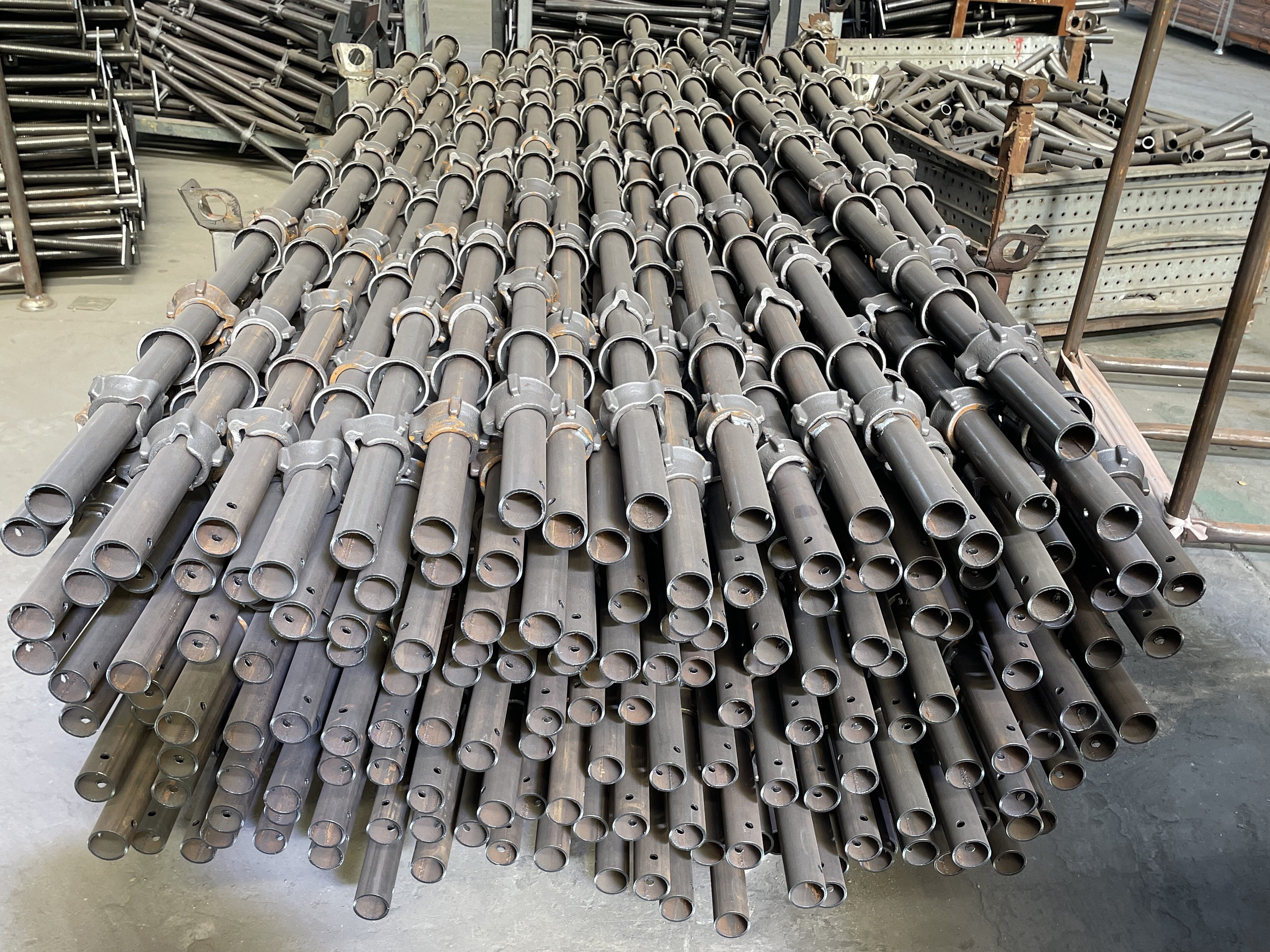 블랙웨어 큐 락 스캐 폴딩